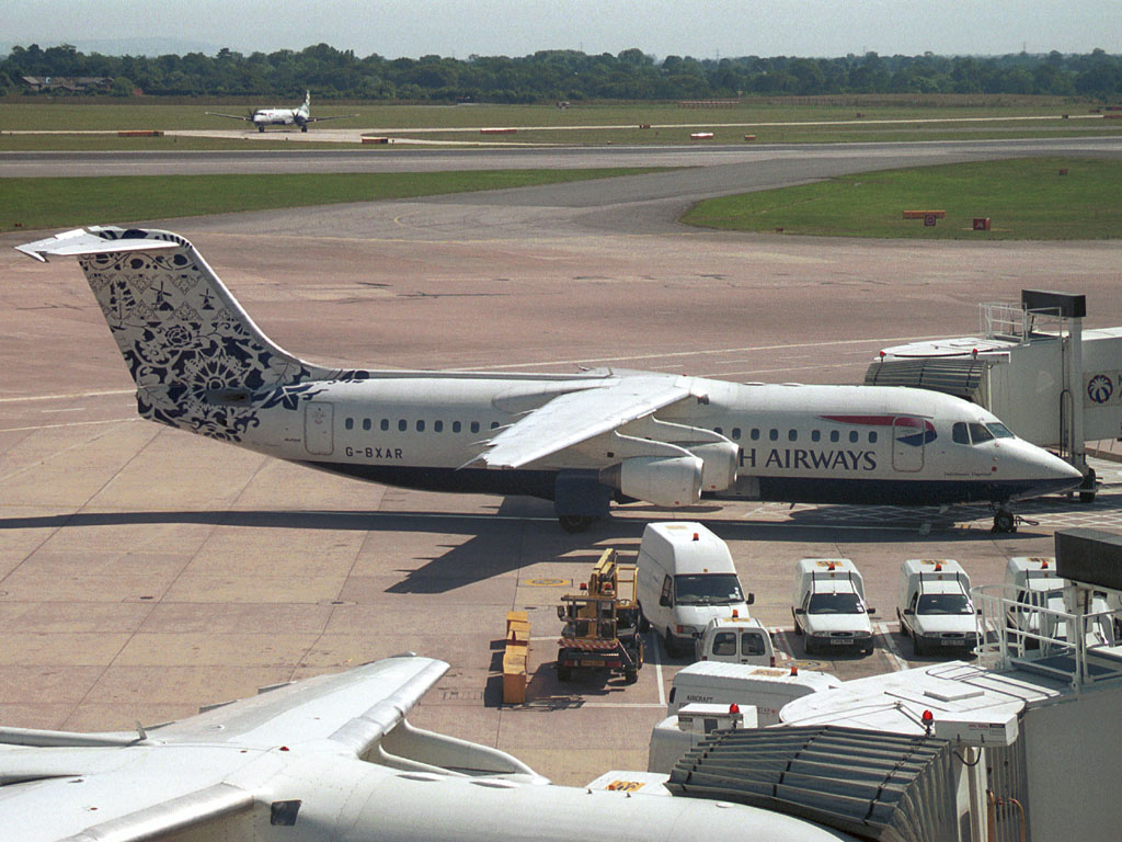 BA Citiexpress BAe Avro RJ100 - G-BXAR @ MAN (15 July 2003)