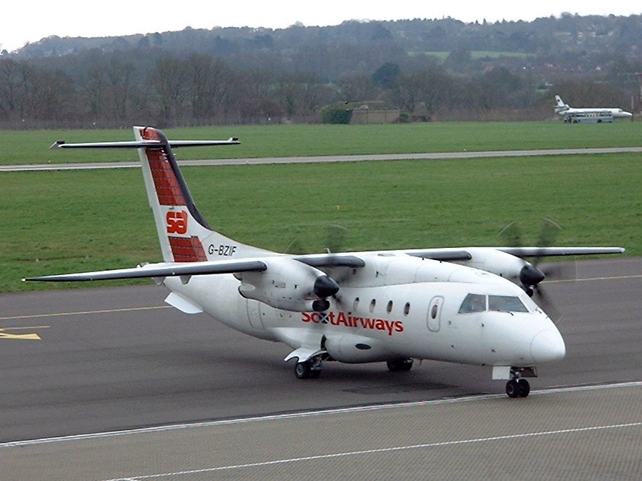Scot Airways - G-BZIF @ SOU (13 March 2002)
